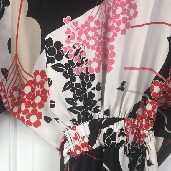 New York Company Kimono Sleeve Blouse Top Size S Black Floral Satin Belted - Picture 3 of 8
